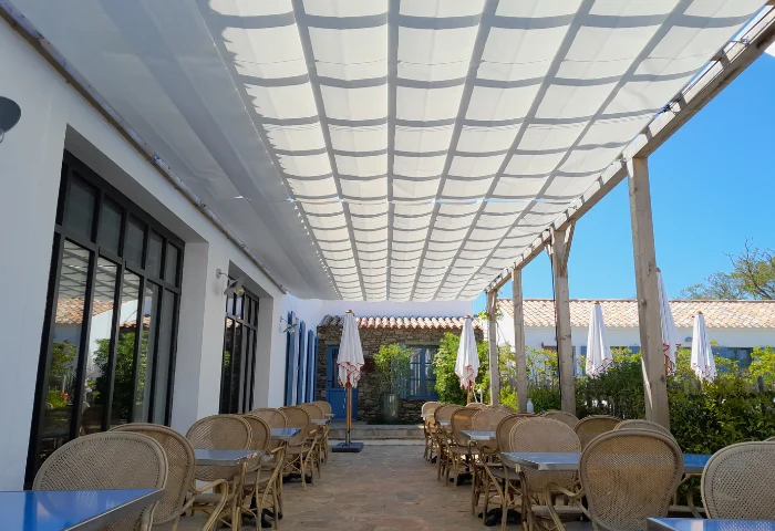pergola ombrage pour restaurant