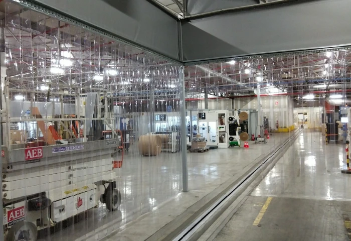 portes industrielles lanières transparentes