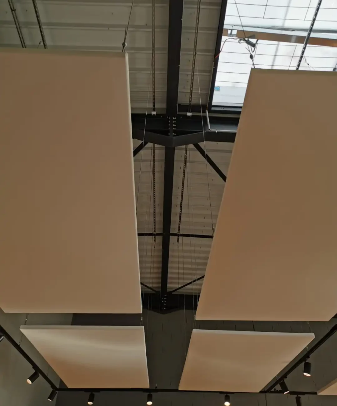 avantages-cadres-acoustiques-toiles-de-ouest